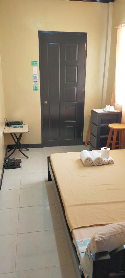 Havenly Guesthouse And Body Massage Spa Moalboal Exterior photo